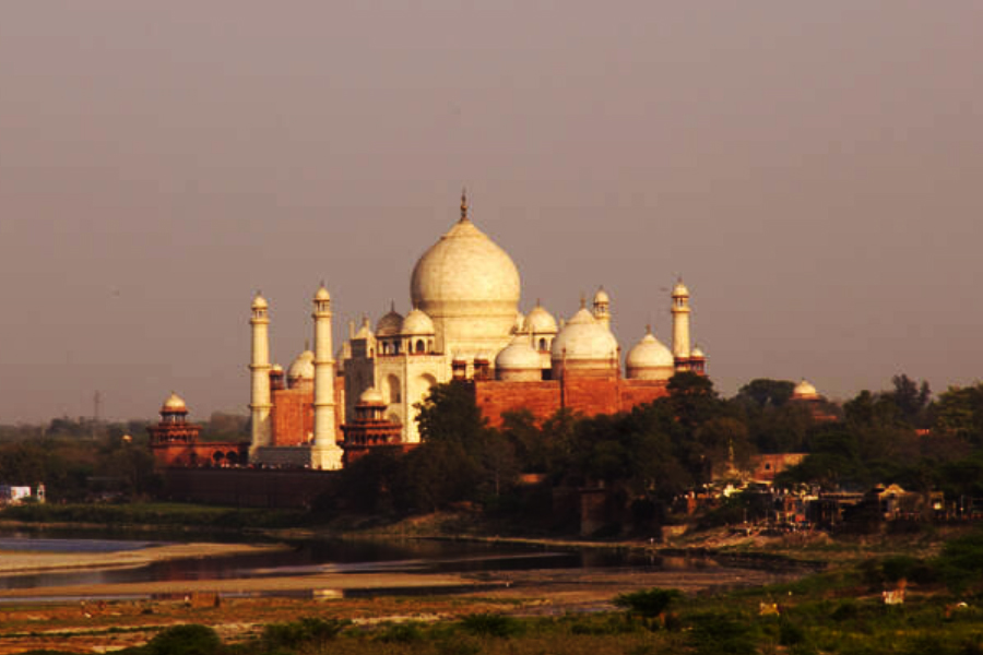 Taj Mahal, Agra Fort, Mathura, Vrindavan Tour By Bus